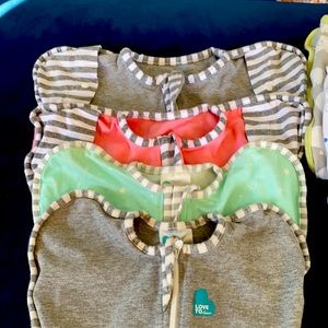 Lot of Love to Dream and Insular baby swaddles. New WOT. Perfect condition.